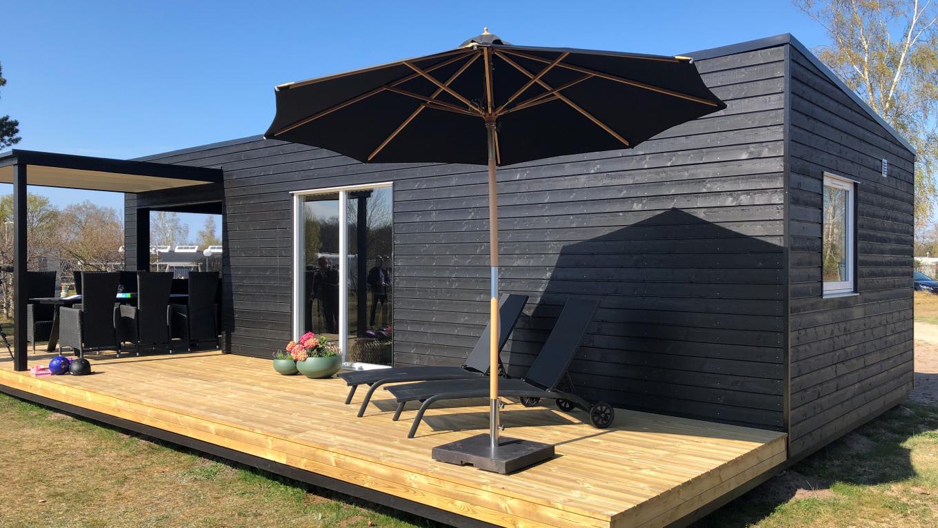 De nye luksushytter på DCU-Odense City Camp er magen til dem, der står på DCU-Camping Gjerrild, hvor disse billeder stammer fra - fotografen er på vej til Odense. Foto: DCU De nye luksushytter på DCU-Odense City Camp er magen til dem, der står på DCU-Camping Gjerrild, hvor disse billeder stammer fra - fotografen er på vej til Odense. Foto: DCU