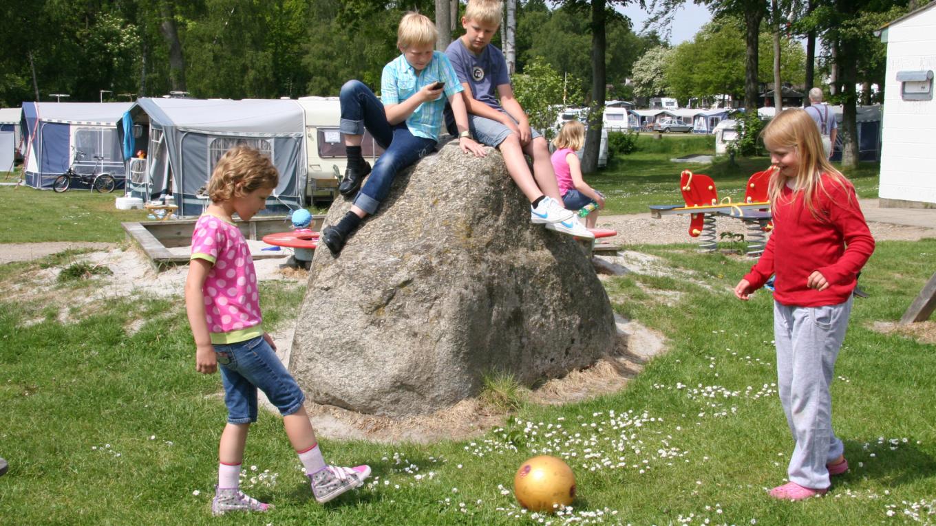 Camping, campingliv, campingbranchen, campingforhandlere, ferie, børnefamilier