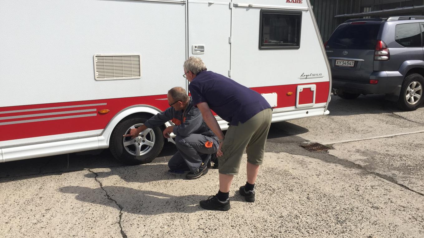 Tempo 100, kørsel, campingvogn, påhængskøretøjer, Campingmagasinet