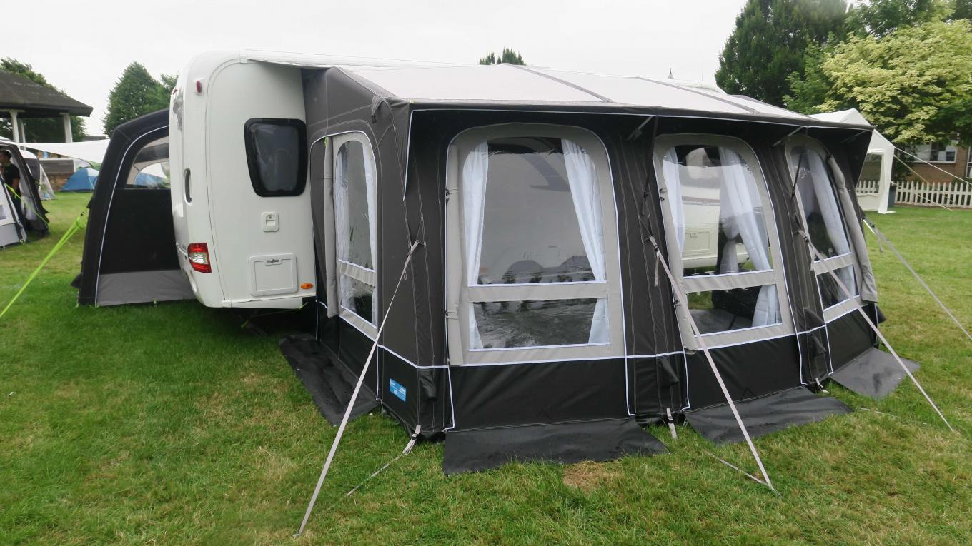 Kampas All Season sigter ikke kun på de mobile campister, men også på fastliggere og andre, der bliver længere tid ad gangen på campingpladsen.