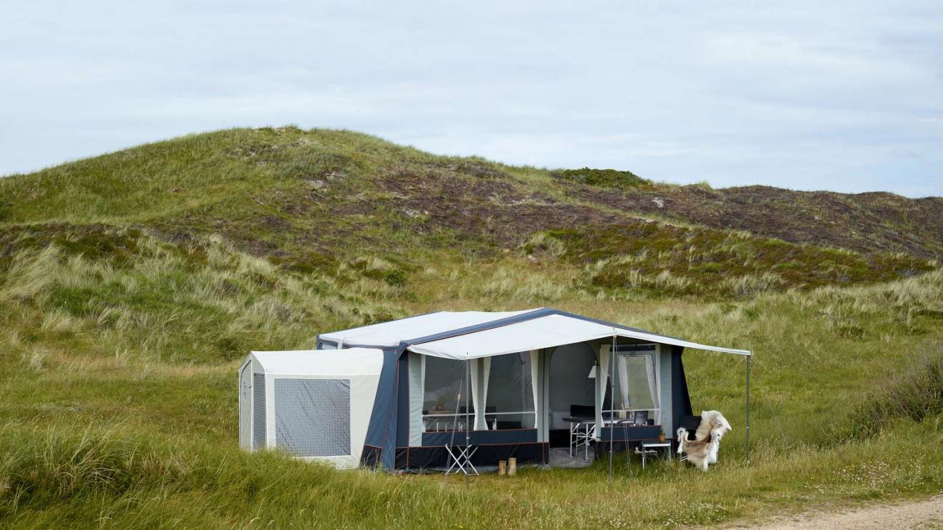 Isabella North Nature-kollektionen er afdæmpet og rå med klare referencer til det nordiske udtryk og skandinaviske designtraditioner. Isabella North Nature kollektion 2018, fortelte, campingudstyr, campingtelt