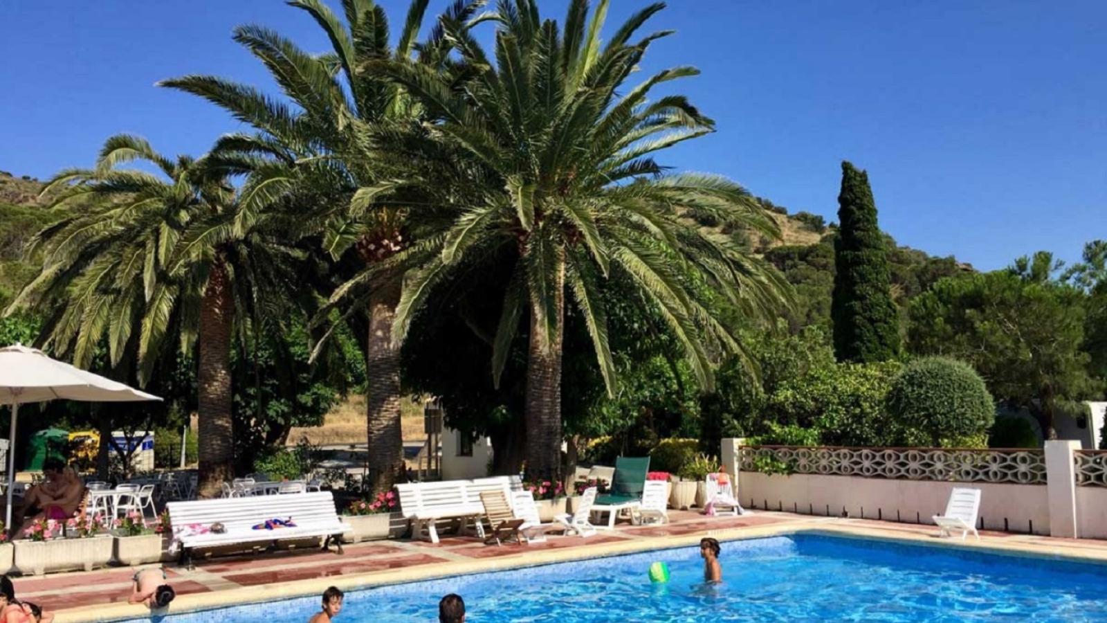 en dag ved poolen
