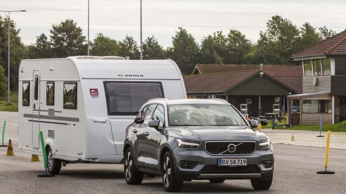 Volvo XC40 D4 AWD, bil, biltest, campingtrækker