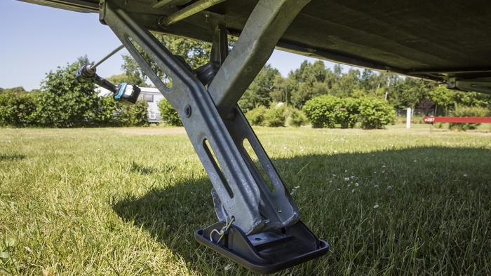 skruemaskine, støtteben, campingvogn