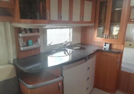 Hobby Prestige 560 UFE køkken