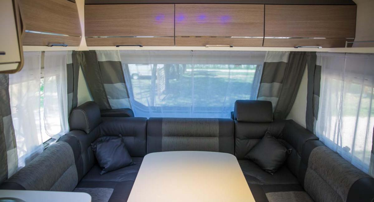 Caravelair Allegra Home 560, campingvogne, 2018, test, campingvognstest, siddegruppe