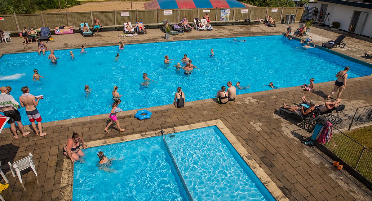 Pool, pladser med pool, swimmingpool, svømmebassin, DCU-Camping Mols ved Ebeltoft
