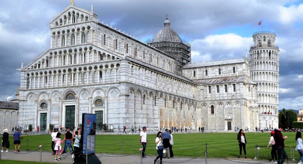 Pisa, Campo dei Miracoli, Domkirken, Det Skæve Tårn, Italien