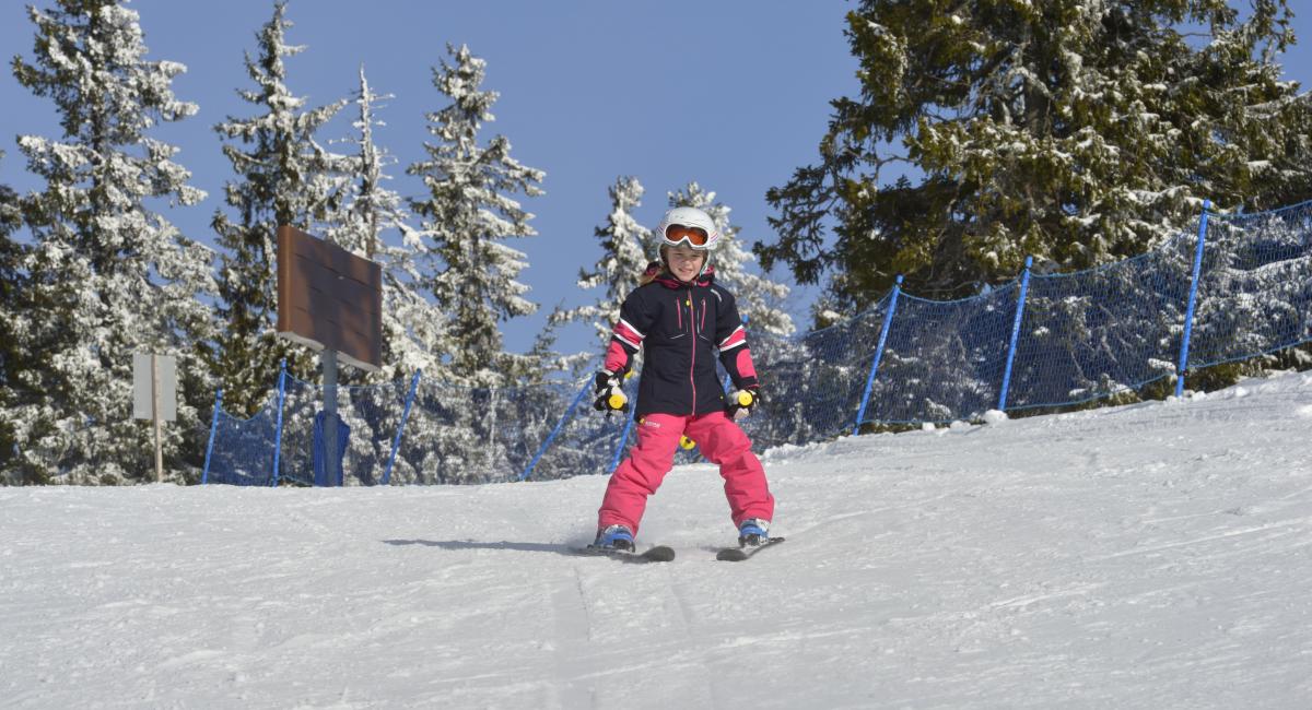Der er også mange oplevelser for børn på skisportstederne i Sverige. Sverige, Idre Fjäll, ski, skitur, campingområde, aktiv ferie, børn