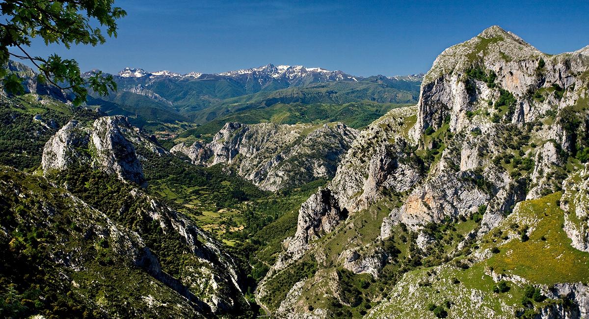 Verdens Vilde Veje, Desfiladero de la Hermida, Spanien