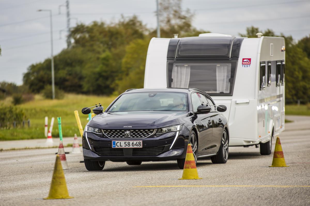 Peugeot 508 SW 2,0 BlueHDi GT Peugeot 508 SW 2,0 BlueHDi GT