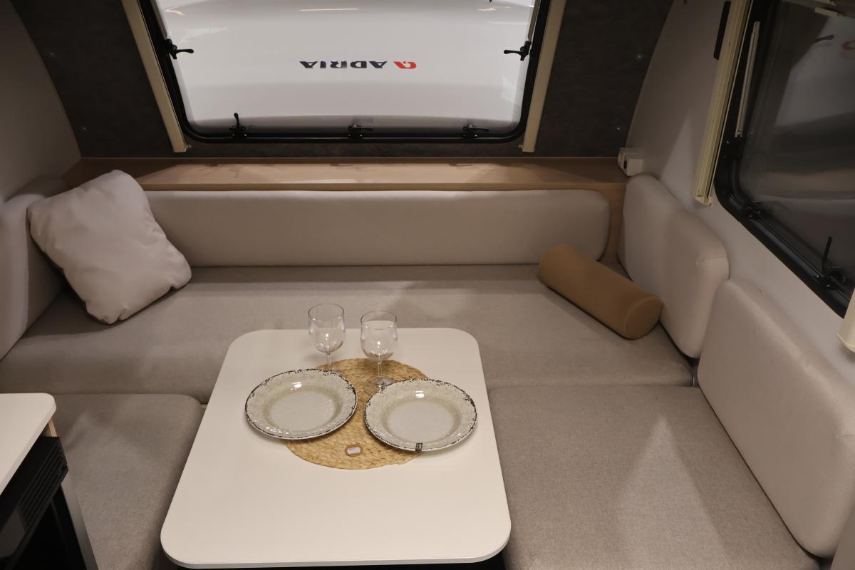 Adria Aviva Lite 300 LH