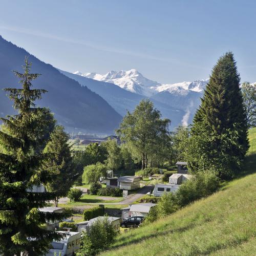Hells Ferienresort Zillertal Hells Ferienresort Zillertal