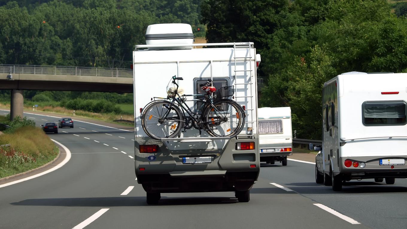 Reglerne for at køre med gassen tændt er anderledes i autocampere end i campingvogne. Foto: Arkiv.