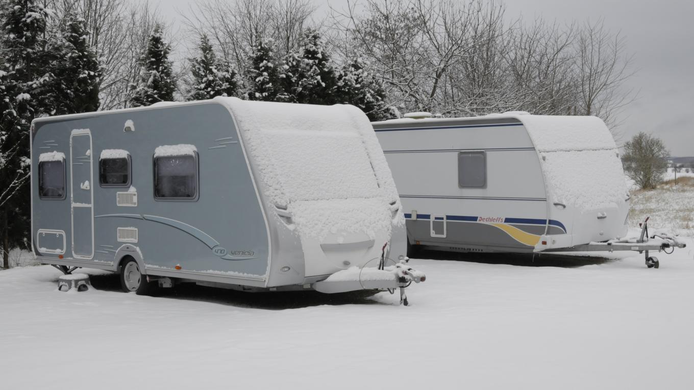 vintercamping, Vinter, vinterklargøring, rengøring af campingvogn, camping, opstilling af campingvogn, gode råd