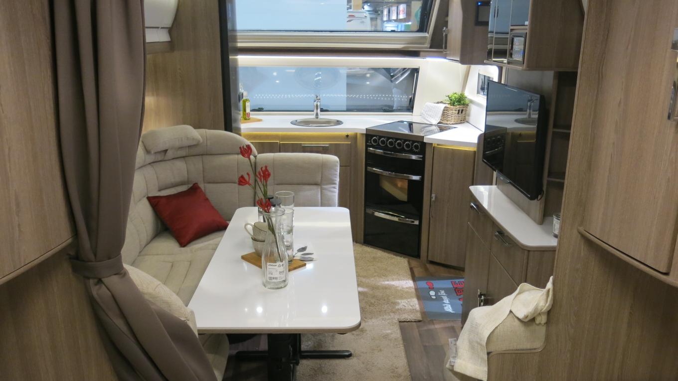 Kabe Royal 630 FK, campingvogn, stort køkken