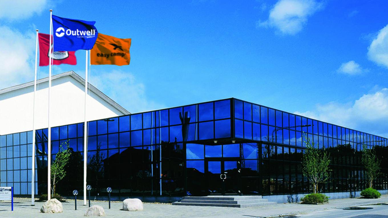 Oase Outdoors, Ratos, partnerskab