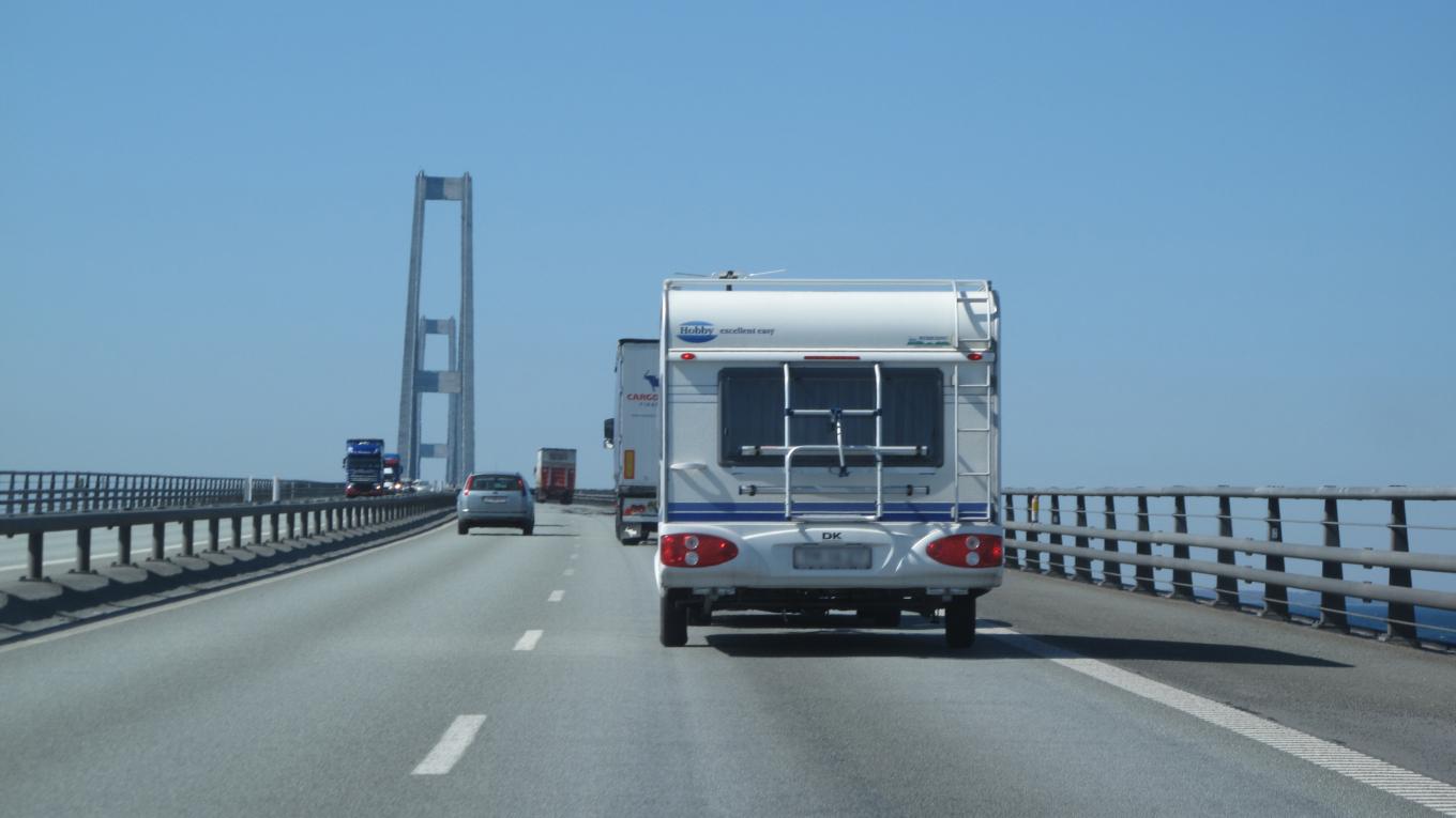 Er du nødt til at køre langt for at få lavet garantieftersyn på din campingvogn? Foto: DCU