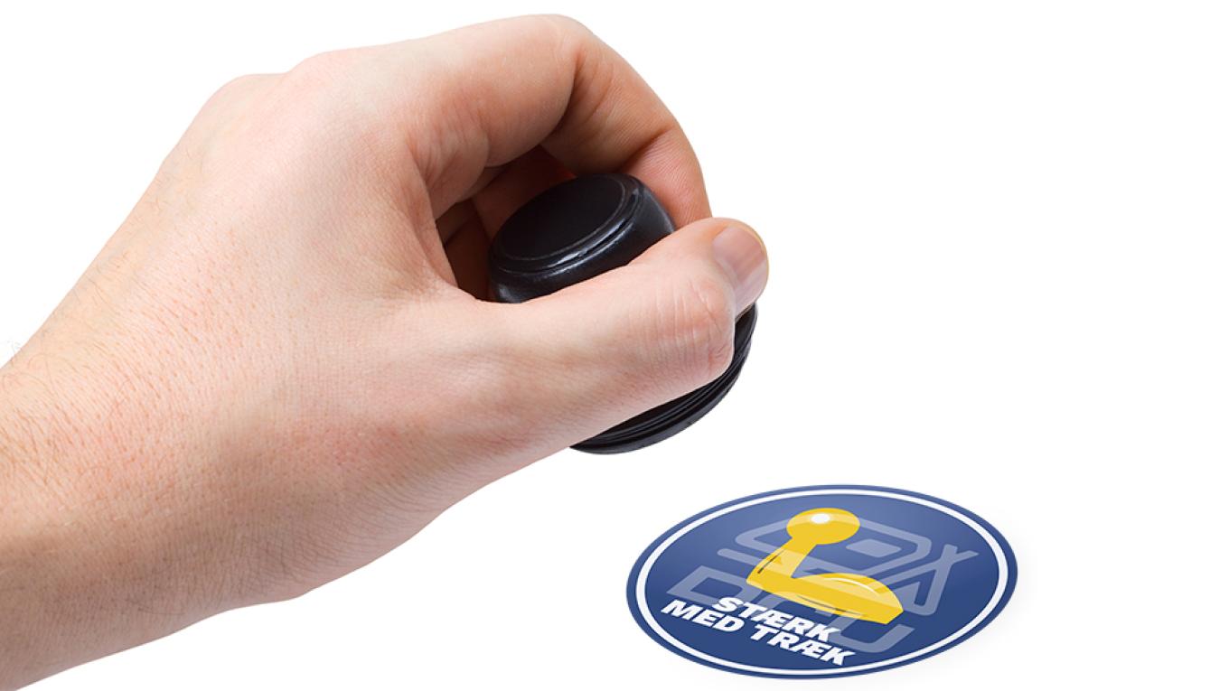 Stærk med træk, stempel