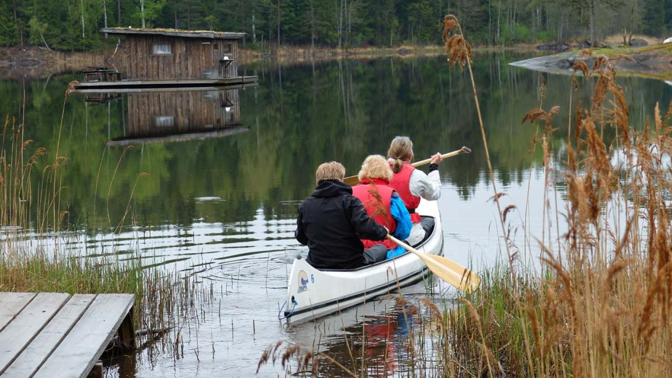 Värmland, Sverige, aktiv ferie, kano, hytte på sø
