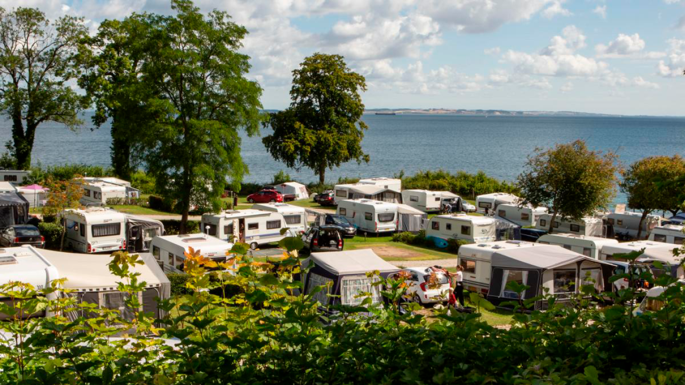 Bestil til sæsonen 2023