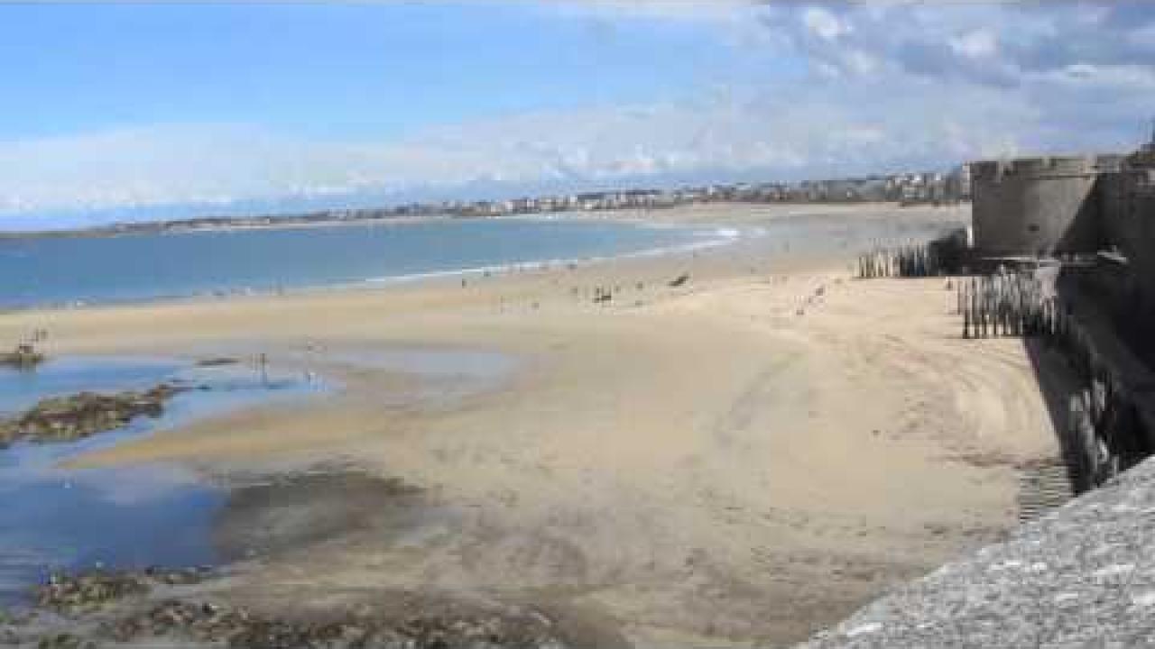 Snapvideo: Udsigt fra bymuren i St. Malo i Bretagne